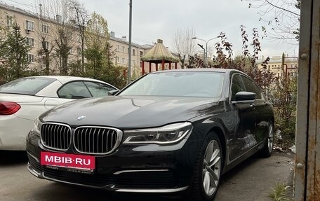 BMW 7 серия, 2017 год, 3 950 000 рублей, 3 фотография