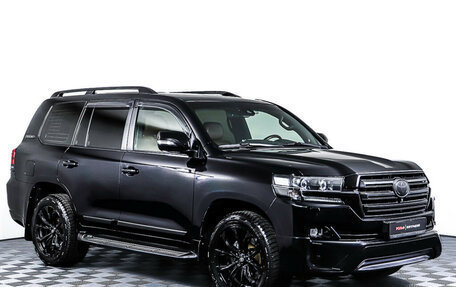 Toyota Land Cruiser 200, 2017 год, 7 270 000 рублей, 3 фотография