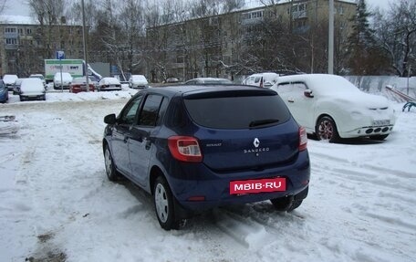 Renault Sandero II рестайлинг, 2015 год, 680 000 рублей, 4 фотография