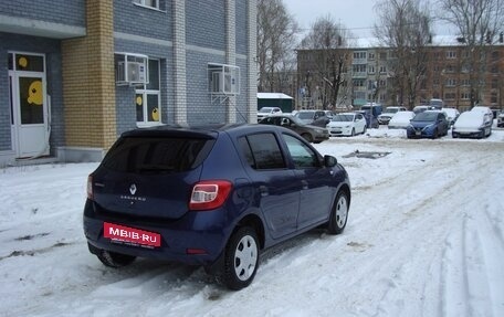 Renault Sandero II рестайлинг, 2015 год, 680 000 рублей, 5 фотография