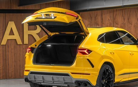 Lamborghini Urus I, 2021 год, 33 334 000 рублей, 7 фотография