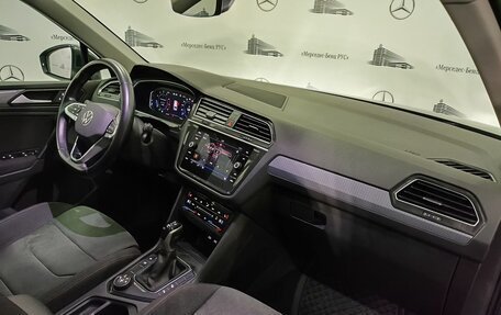 Volkswagen Tiguan II, 2021 год, 4 175 000 рублей, 34 фотография