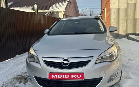 Opel Astra J, 2011 год, 1 170 000 рублей, 23 фотография