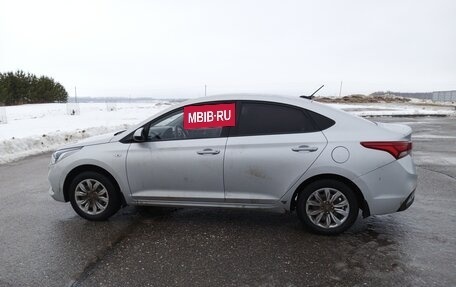 Hyundai Solaris II рестайлинг, 2018 год, 1 350 000 рублей, 2 фотография