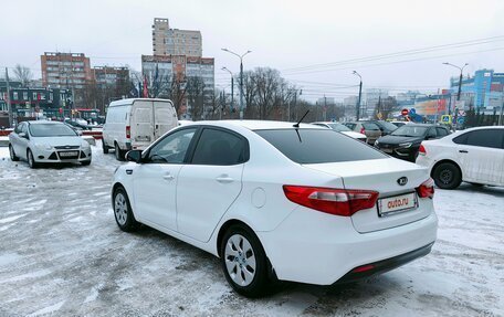 KIA Rio III рестайлинг, 2014 год, 820 000 рублей, 3 фотография