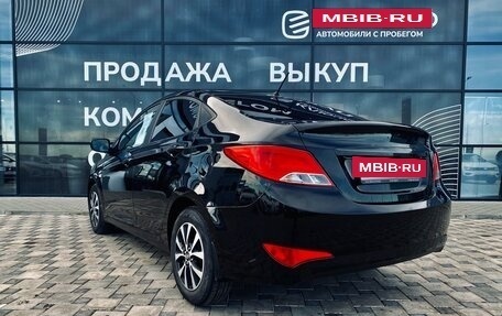 Hyundai Solaris II рестайлинг, 2015 год, 1 060 000 рублей, 4 фотография