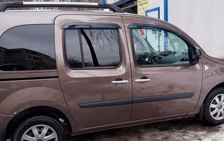 Renault Kangoo II рестайлинг, 2013 год, 960 000 рублей, 4 фотография