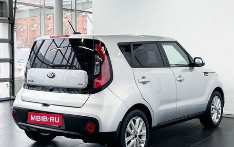 KIA Soul II рестайлинг, 2018 год, 1 750 000 рублей, 4 фотография