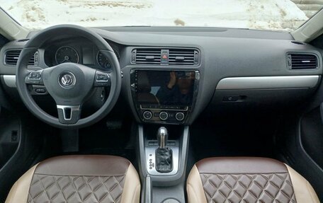 Volkswagen Jetta VI, 2012 год, 1 114 100 рублей, 17 фотография