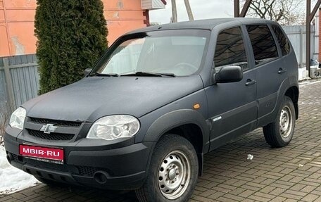 Chevrolet Niva I рестайлинг, 2011 год, 480 000 рублей, 1 фотография