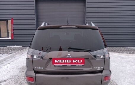 Mitsubishi Outlander III рестайлинг 3, 2010 год, 1 389 000 рублей, 6 фотография