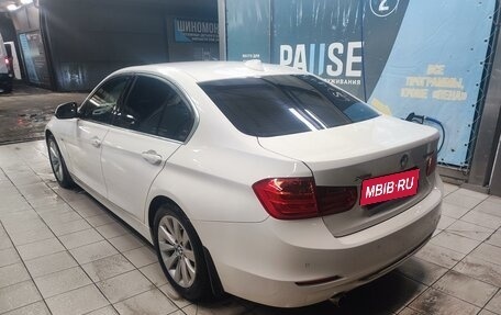 BMW 3 серия, 2013 год, 2 200 000 рублей, 2 фотография