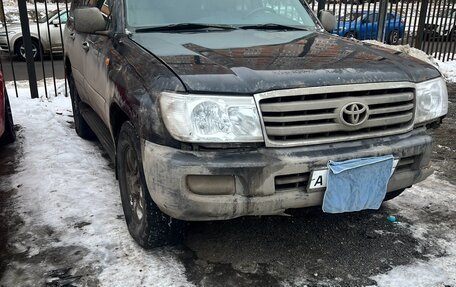 Toyota Land Cruiser 100 рестайлинг 2, 2006 год, 1 800 000 рублей, 10 фотография