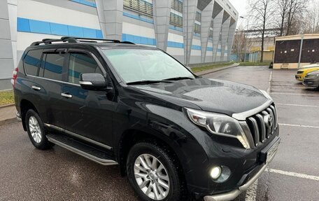 Toyota Land Cruiser Prado 150 рестайлинг 2, 2015 год, 3 550 000 рублей, 1 фотография