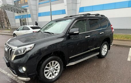 Toyota Land Cruiser Prado 150 рестайлинг 2, 2015 год, 3 550 000 рублей, 3 фотография