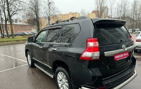 Toyota Land Cruiser Prado 150 рестайлинг 2, 2015 год, 3 550 000 рублей, 6 фотография