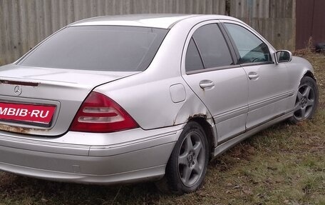 Mercedes-Benz C-Класс, 2001 год, 230 000 рублей, 5 фотография