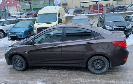 Hyundai Solaris II рестайлинг, 2015 год, 1 099 000 рублей, 6 фотография