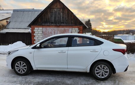 Hyundai Solaris II рестайлинг, 2018 год, 1 400 000 рублей, 12 фотография