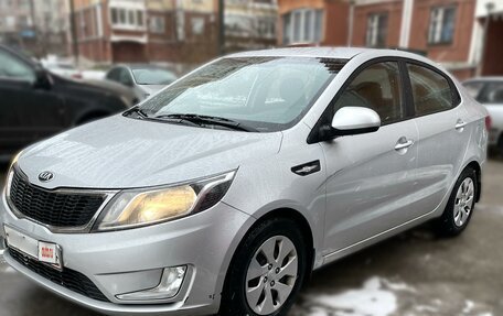 KIA Rio III рестайлинг, 2014 год, 850 000 рублей, 2 фотография