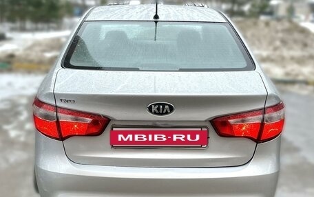 KIA Rio III рестайлинг, 2014 год, 850 000 рублей, 3 фотография