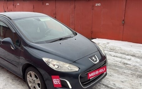 Peugeot 308 II, 2011 год, 670 000 рублей, 3 фотография