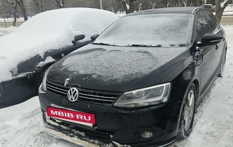 Volkswagen Jetta VI, 2012 год, 1 250 000 рублей, 3 фотография