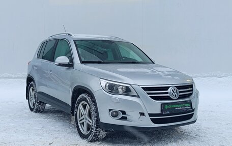 Volkswagen Tiguan I, 2009 год, 850 000 рублей, 3 фотография