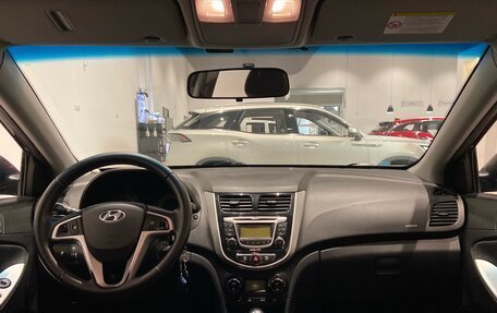 Hyundai Solaris II рестайлинг, 2012 год, 965 000 рублей, 28 фотография