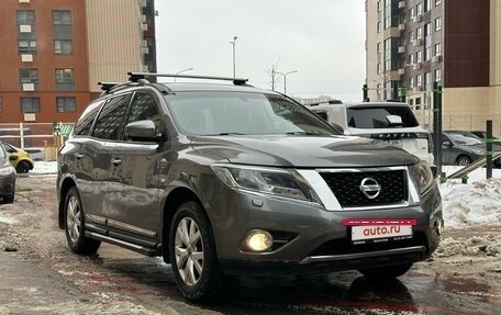 Nissan Pathfinder, 2015 год, 1 850 000 рублей, 2 фотография