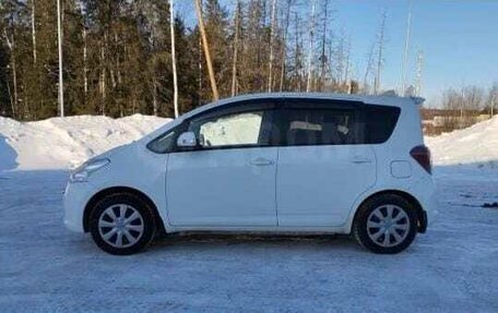 Toyota Ractis I, 2010 год, 829 000 рублей, 7 фотография