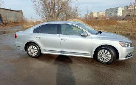 Volkswagen Passat B8 рестайлинг, 2016 год, 1 750 000 рублей, 5 фотография