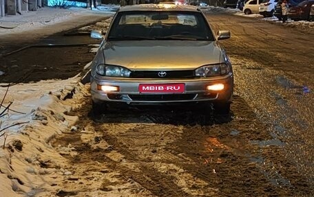 Toyota Camry, 1993 год, 320 000 рублей, 1 фотография