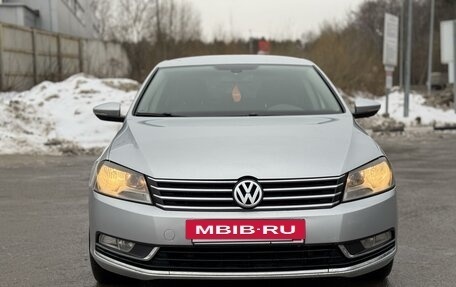 Volkswagen Passat B7, 2011 год, 950 000 рублей, 2 фотография