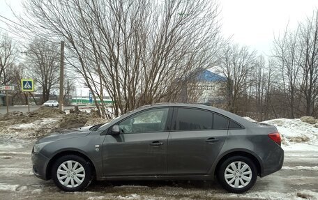 Chevrolet Cruze II, 2010 год, 500 000 рублей, 2 фотография