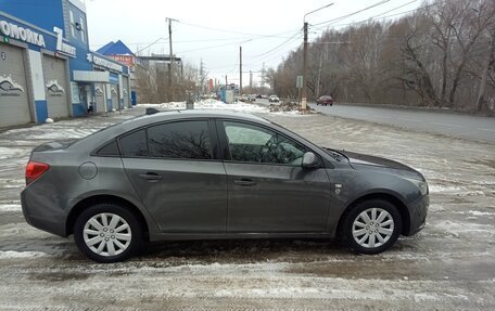 Chevrolet Cruze II, 2010 год, 500 000 рублей, 6 фотография