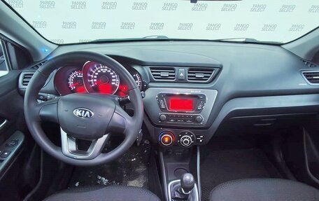 KIA Rio III рестайлинг, 2013 год, 830 000 рублей, 14 фотография