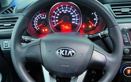 KIA Rio III рестайлинг, 2013 год, 830 000 рублей, 19 фотография