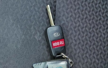 KIA Rio III рестайлинг, 2013 год, 830 000 рублей, 25 фотография