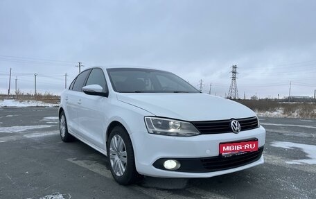 Volkswagen Jetta VI, 2011 год, 1 160 000 рублей, 1 фотография