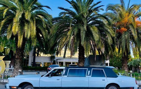 Lincoln Town Car II, 1987 год, 1 500 000 рублей, 2 фотография