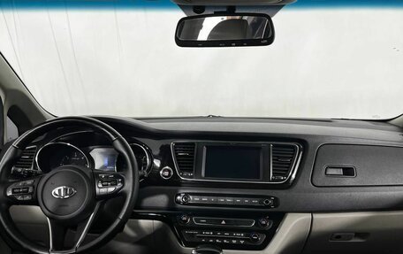 KIA Carnival III, 2018 год, 2 690 000 рублей, 11 фотография