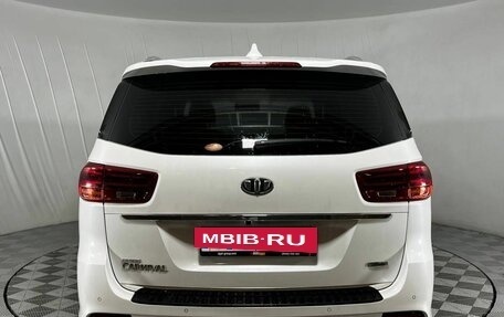 KIA Carnival III, 2018 год, 2 690 000 рублей, 6 фотография