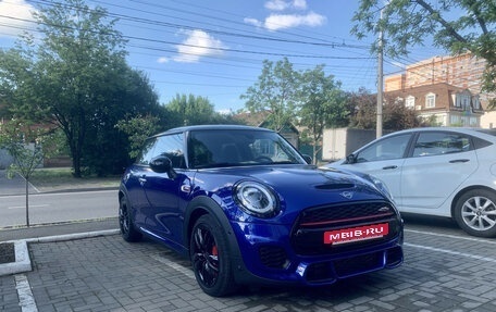 MINI Hatch, 2019 год, 4 000 000 рублей, 3 фотография