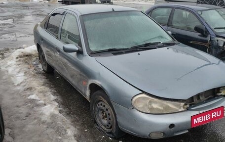 Ford Mondeo II, 2000 год, 40 000 рублей, 2 фотография