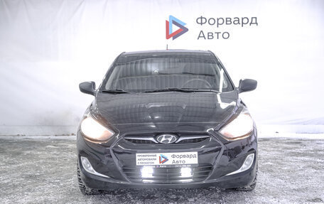 Hyundai Solaris II рестайлинг, 2012 год, 700 000 рублей, 2 фотография