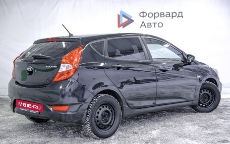 Hyundai Solaris II рестайлинг, 2012 год, 700 000 рублей, 7 фотография