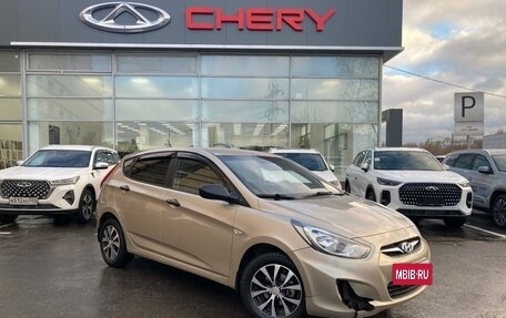 Hyundai Solaris II рестайлинг, 2014 год, 795 000 рублей, 3 фотография