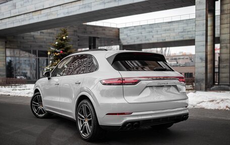 Porsche Cayenne III, 2022 год, 14 000 000 рублей, 4 фотография