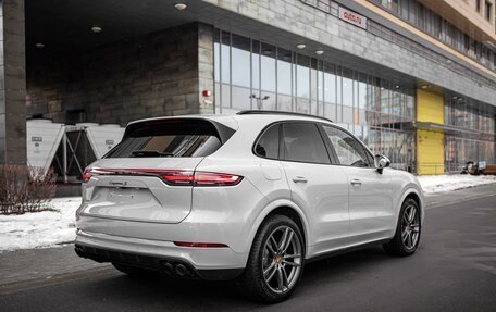 Porsche Cayenne III, 2022 год, 14 000 000 рублей, 7 фотография